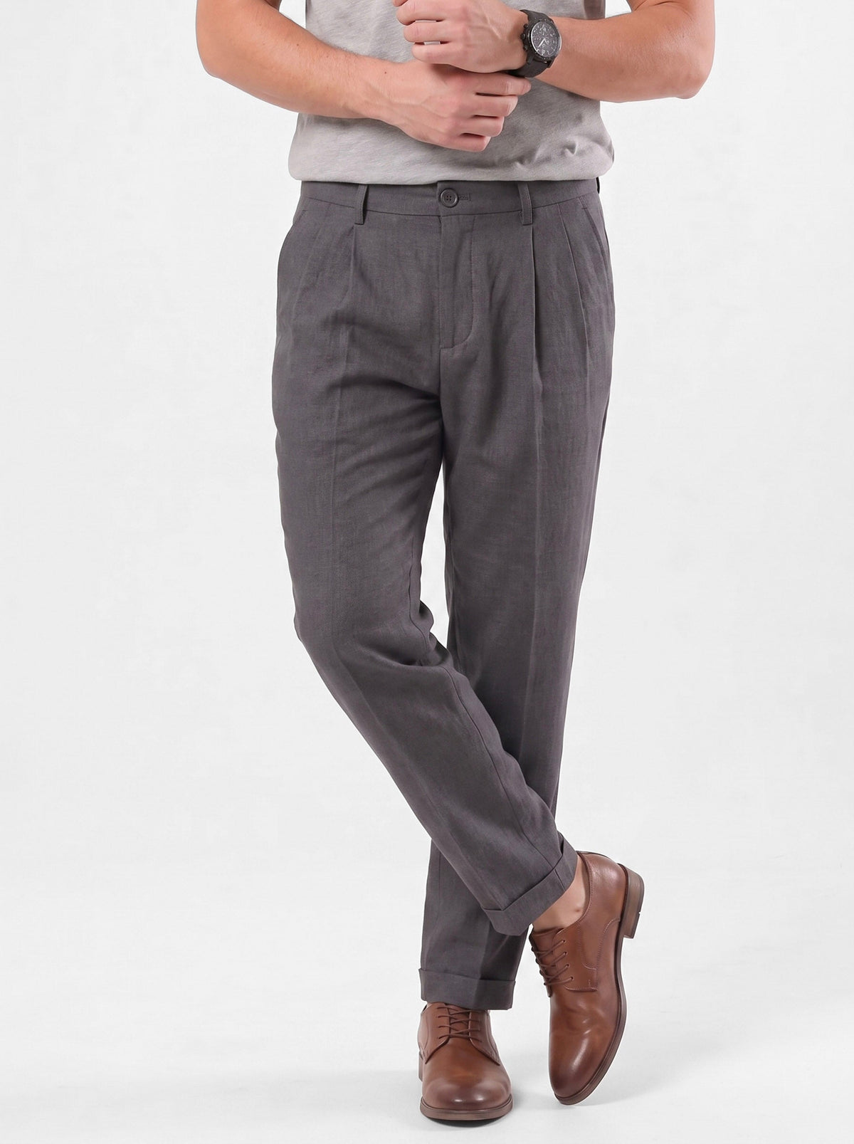 Pantaloni dalla linea minimalista - Aurelio Club