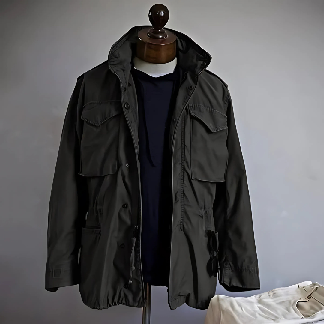 Giacca uomo stile militare con tasche a patta