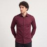 Camicia uomo slim con bottoni a contrasto