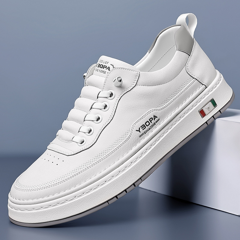 Sneakers uomo con cuciture a vista e interno imbottito